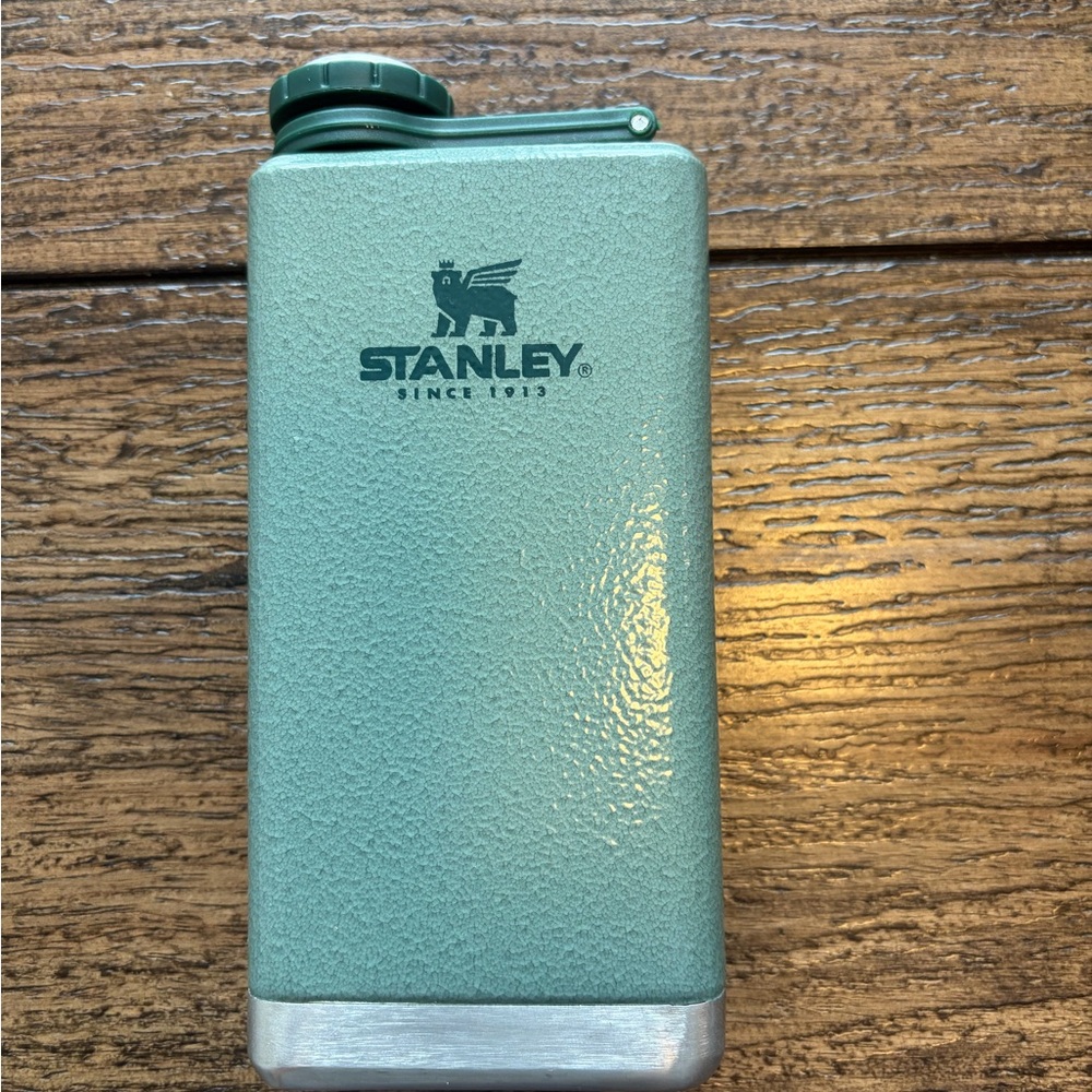 Stanley Adventure 8 oz Flask - Durable, Stylish & Ideal for On-the-Go Hydration